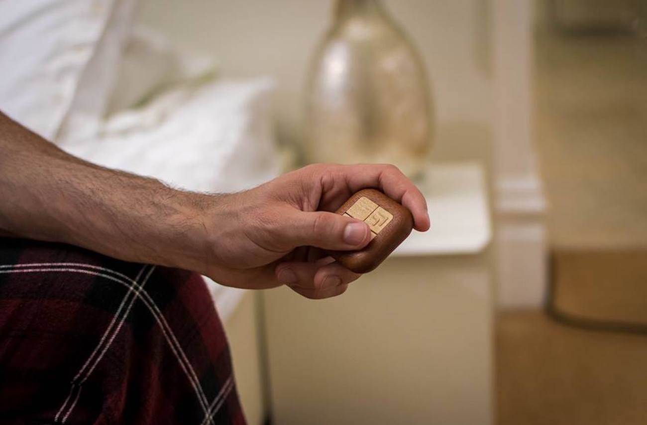 Turn Touch Wood，controller，woodiness，