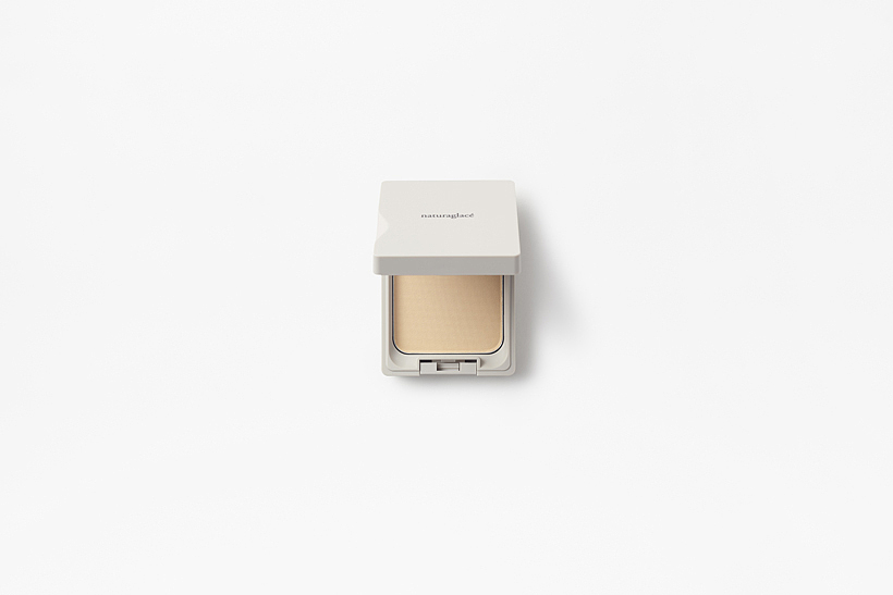 Cosmetics，