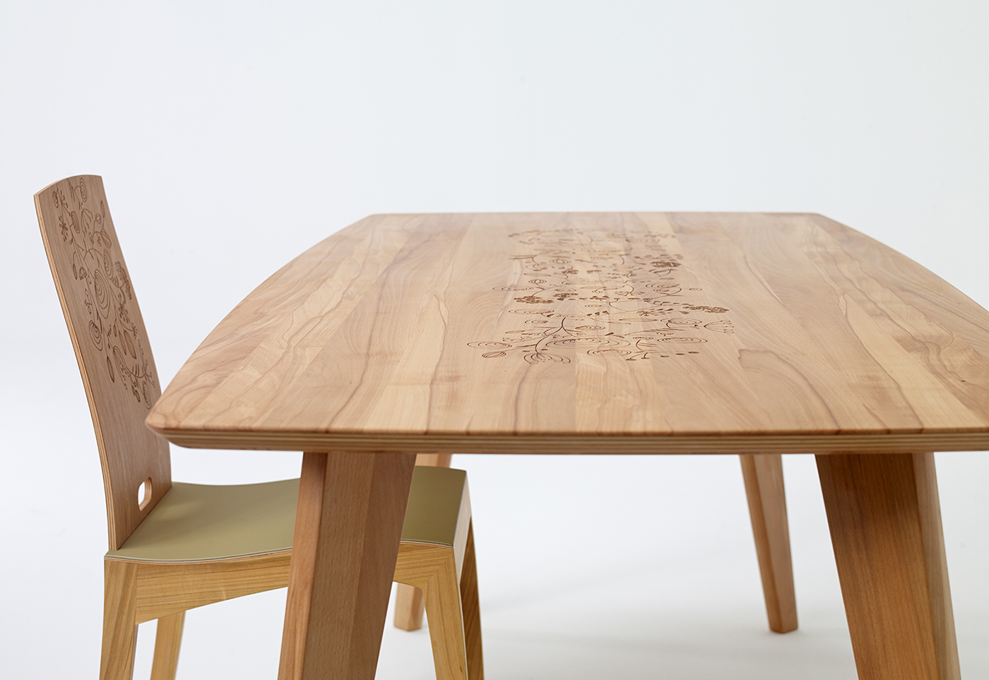 FINN，Tables and chairs，Ergonomics，chair，Table，Wooden furniture，