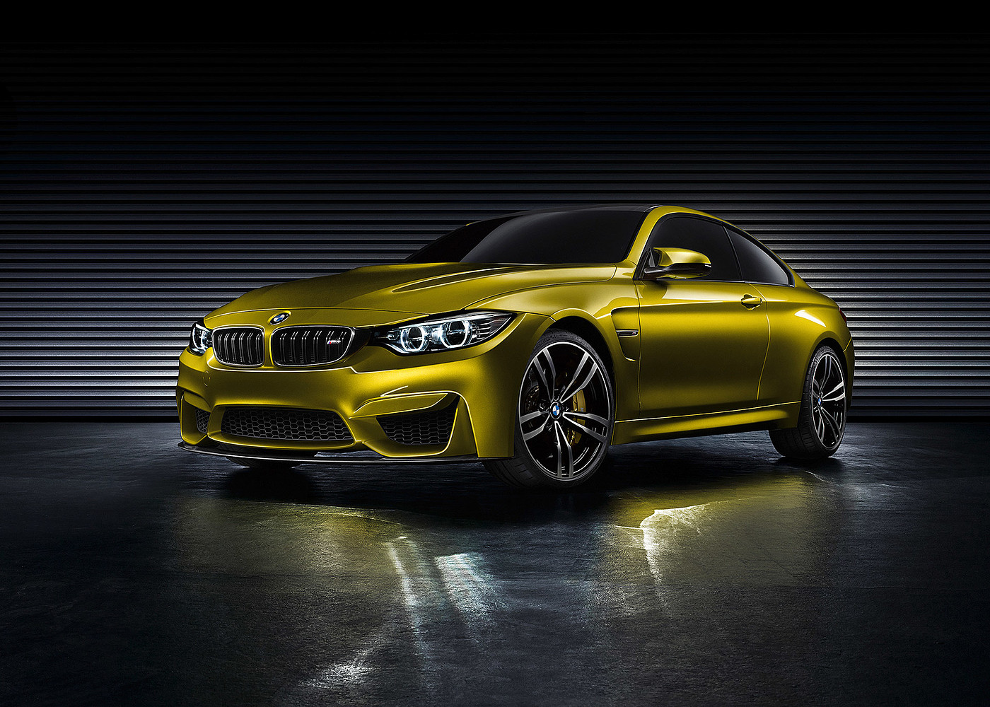 yellow，grey，Automobile design，BMW M4，