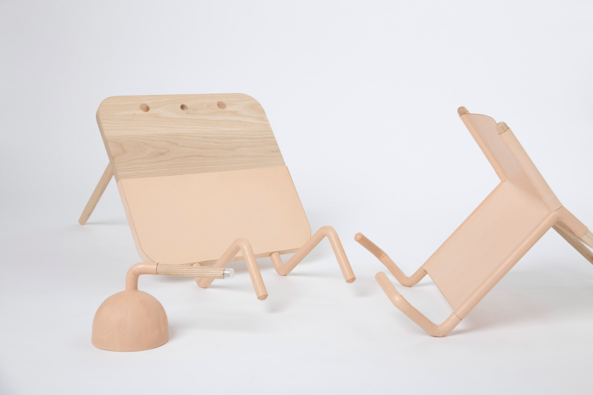 furniture，woodiness，Man machine relationship，