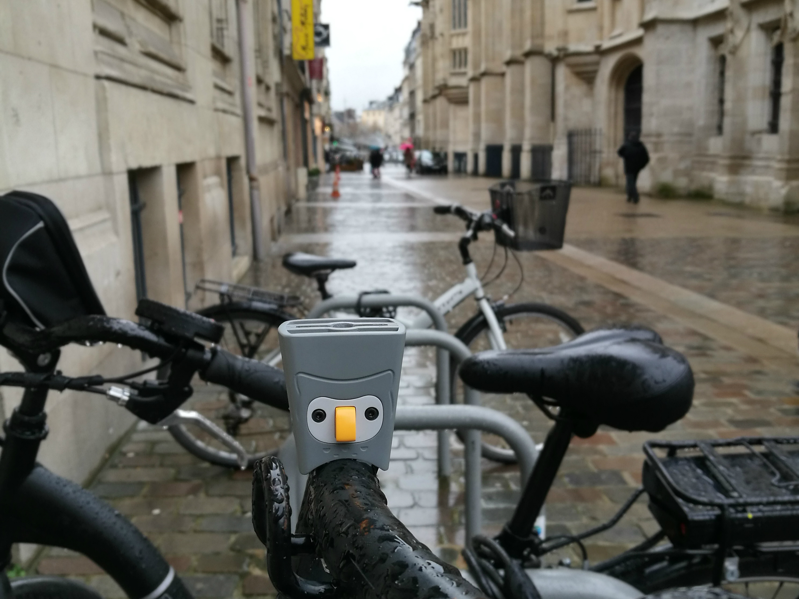 Owlstand，Mobile phone bracket，Digital accessories，2018 red dot award，