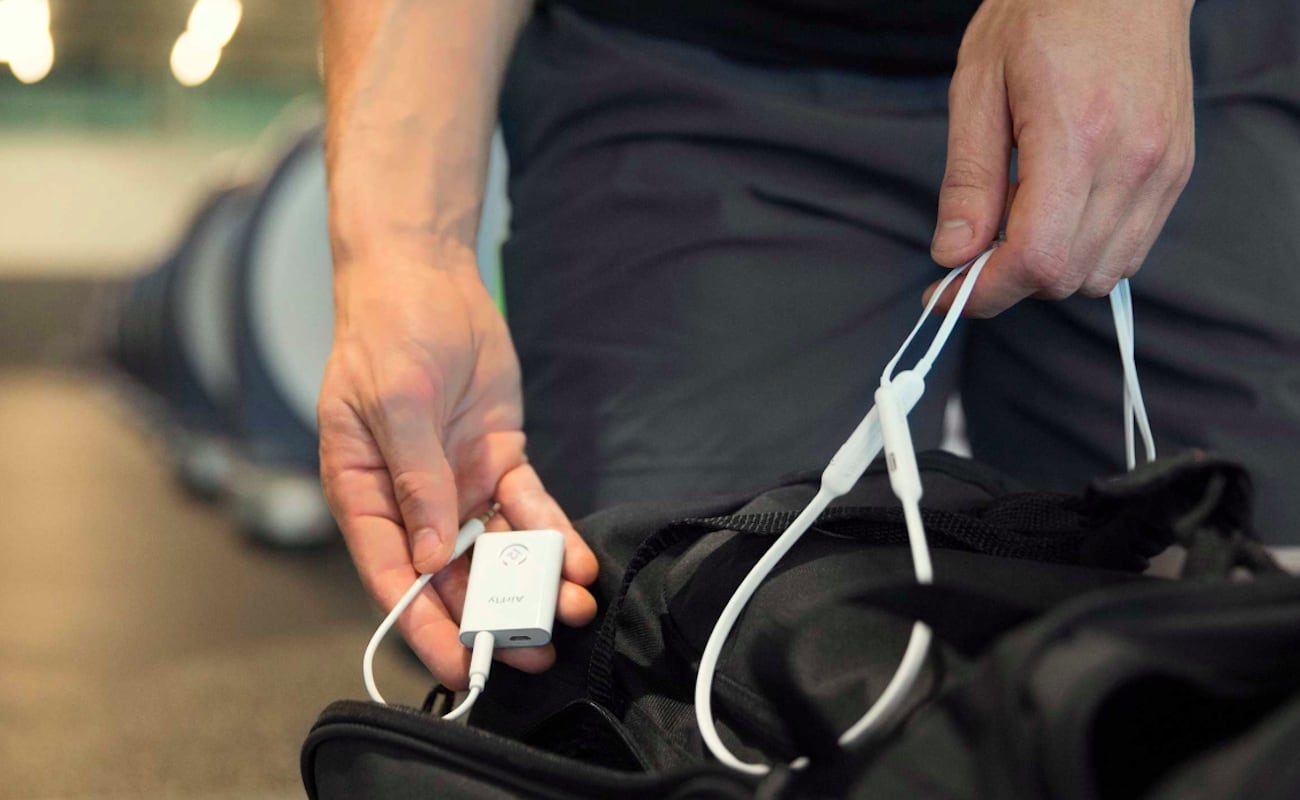 Adapter，Bluetooth headset，Air plane，