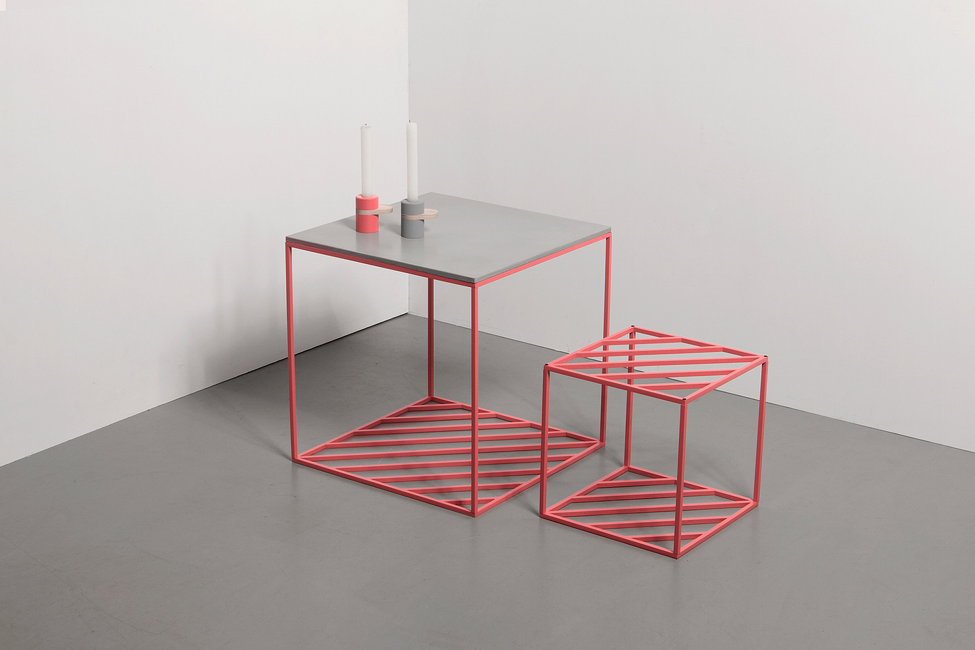 Minimalist，Table，HATCH TABLE，