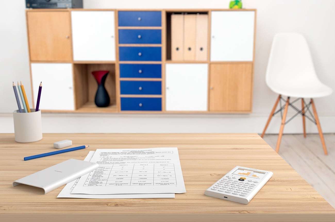 charge，white，number，Calculator，NumWorks，