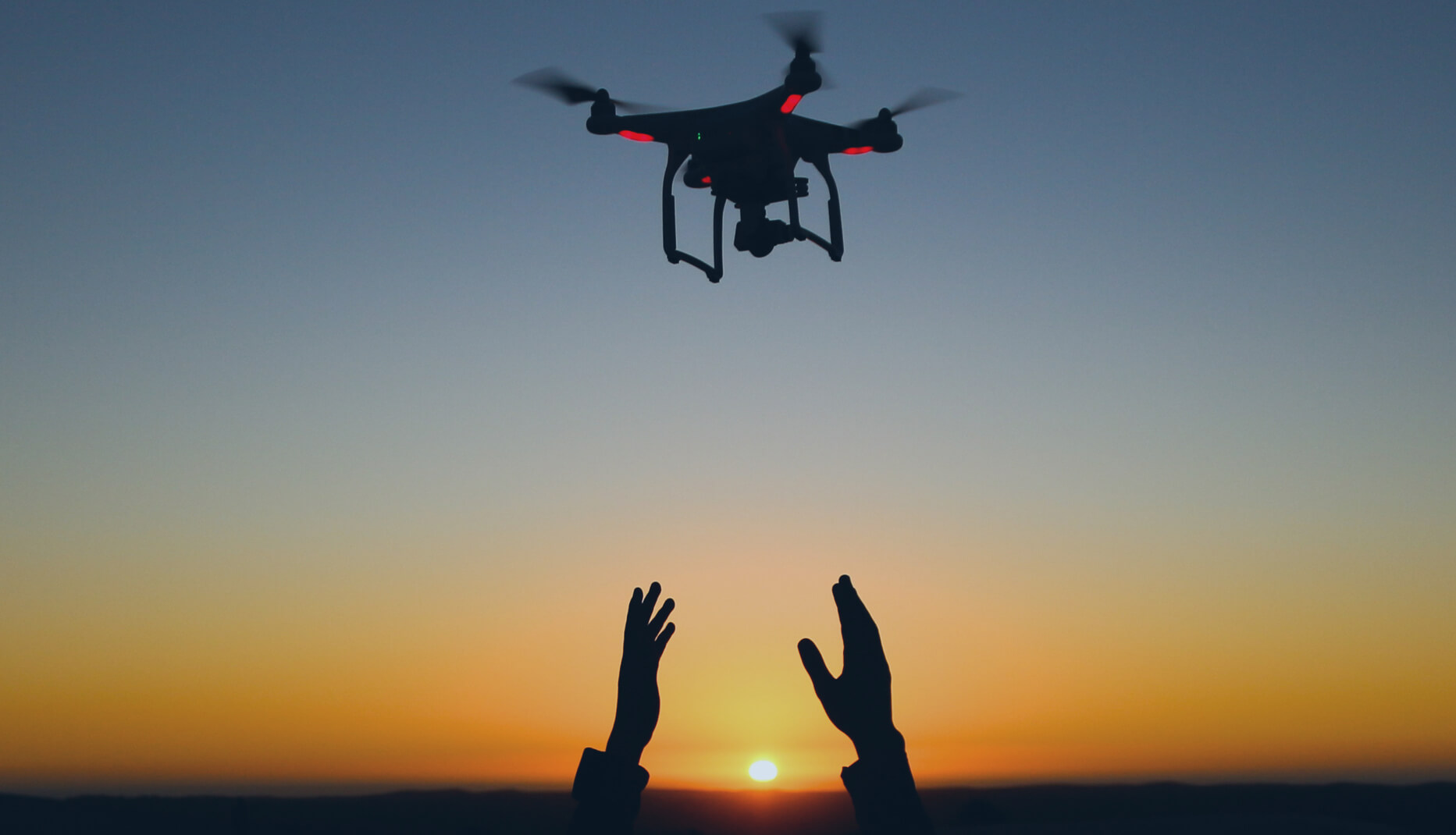 General elephant recruitment，Dajiang innovation，Industrial Designer，The future is omnipotent，