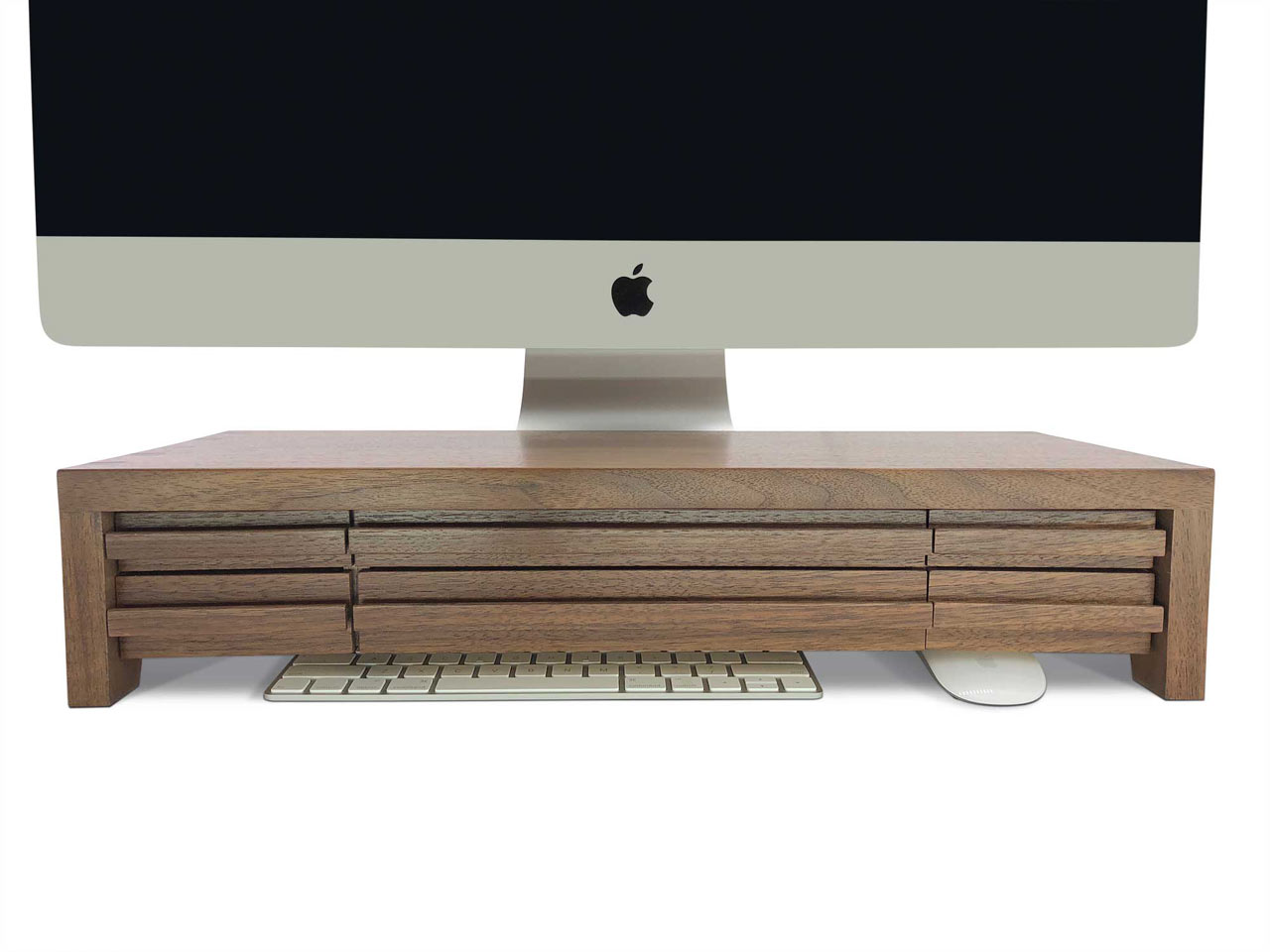 wood，desk，The Planet 6，