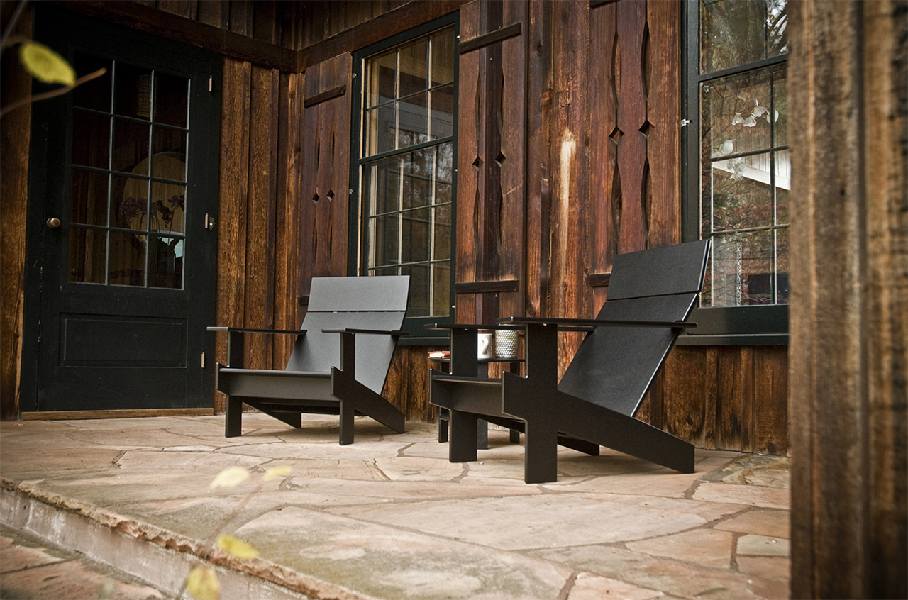 Lollygagger，chair，outdoors，furniture，Recyclable plastics，