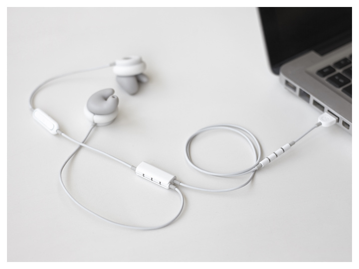 industrial design，Digital，intelligence，modern，Simplicity，wired，headset，