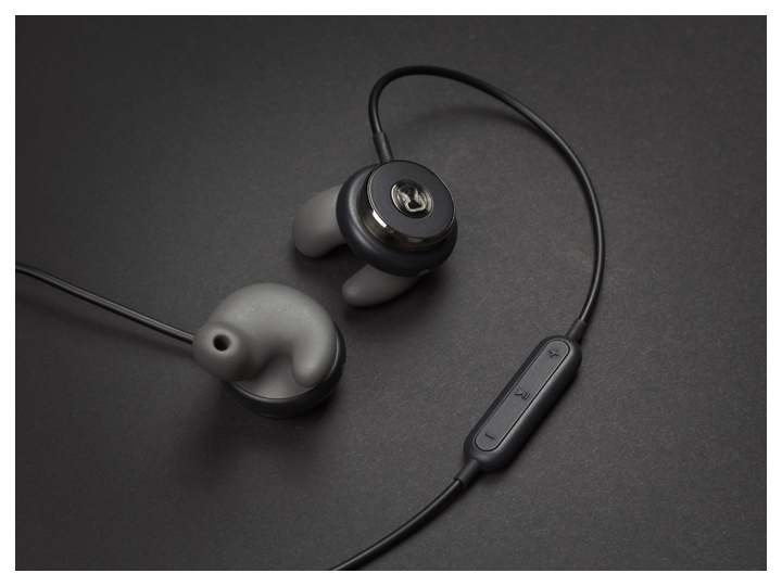 industrial design，Digital，intelligence，modern，Simplicity，wired，headset，