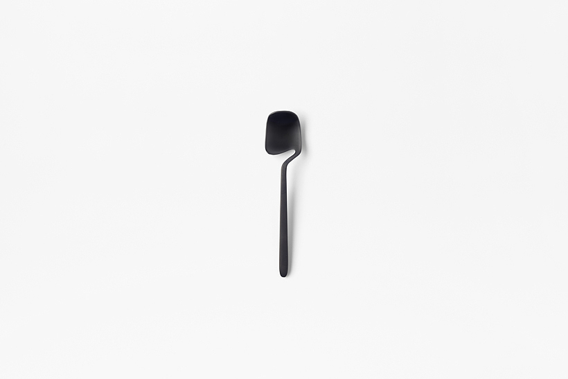 tableware，