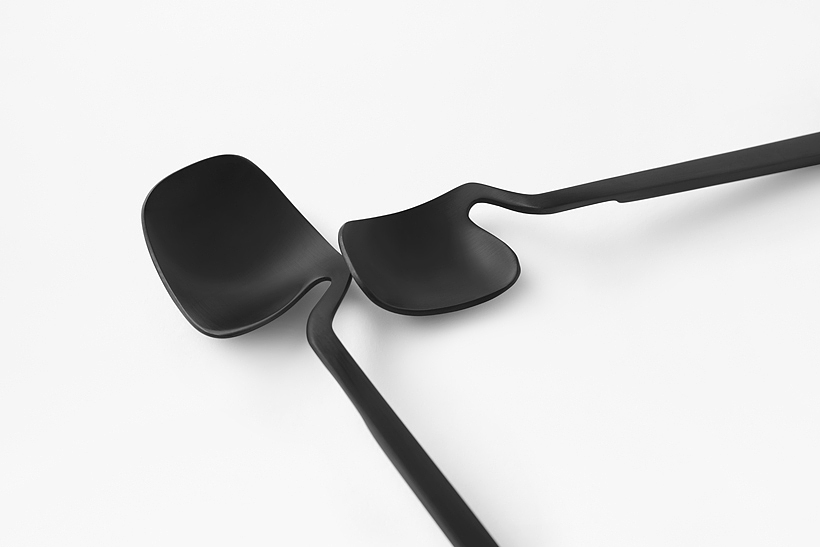 tableware，