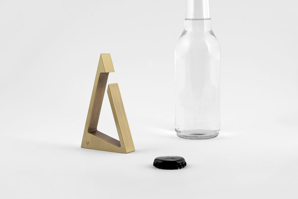 decorate，stable，Bottle opener，triangle，