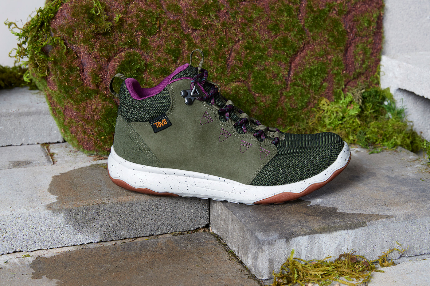 modern，outdoors，Teva Arrowood，Women's Shoes，sneakers，