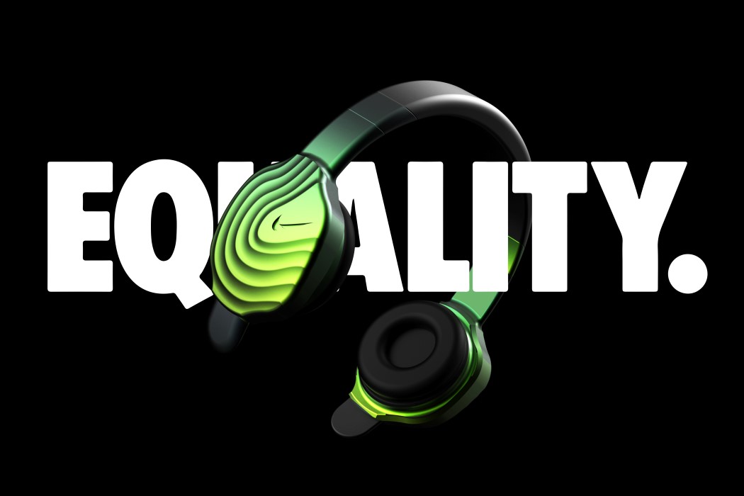 Yan qiangao，headset，motion，