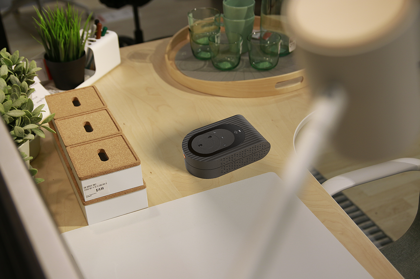 product design，industrial design，black，alarm clock，radio，