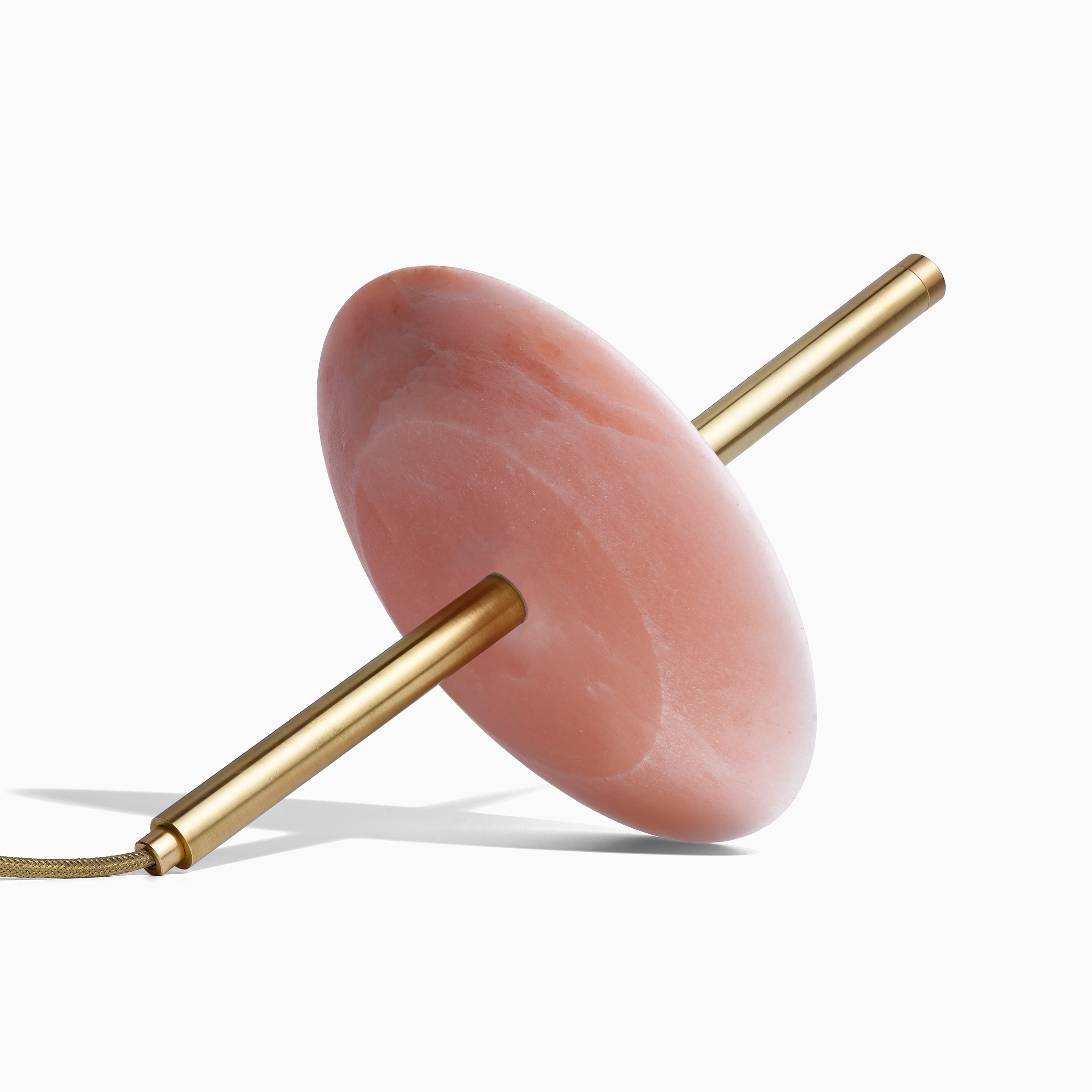 Brave Matter，ceramics，brass，lighting，