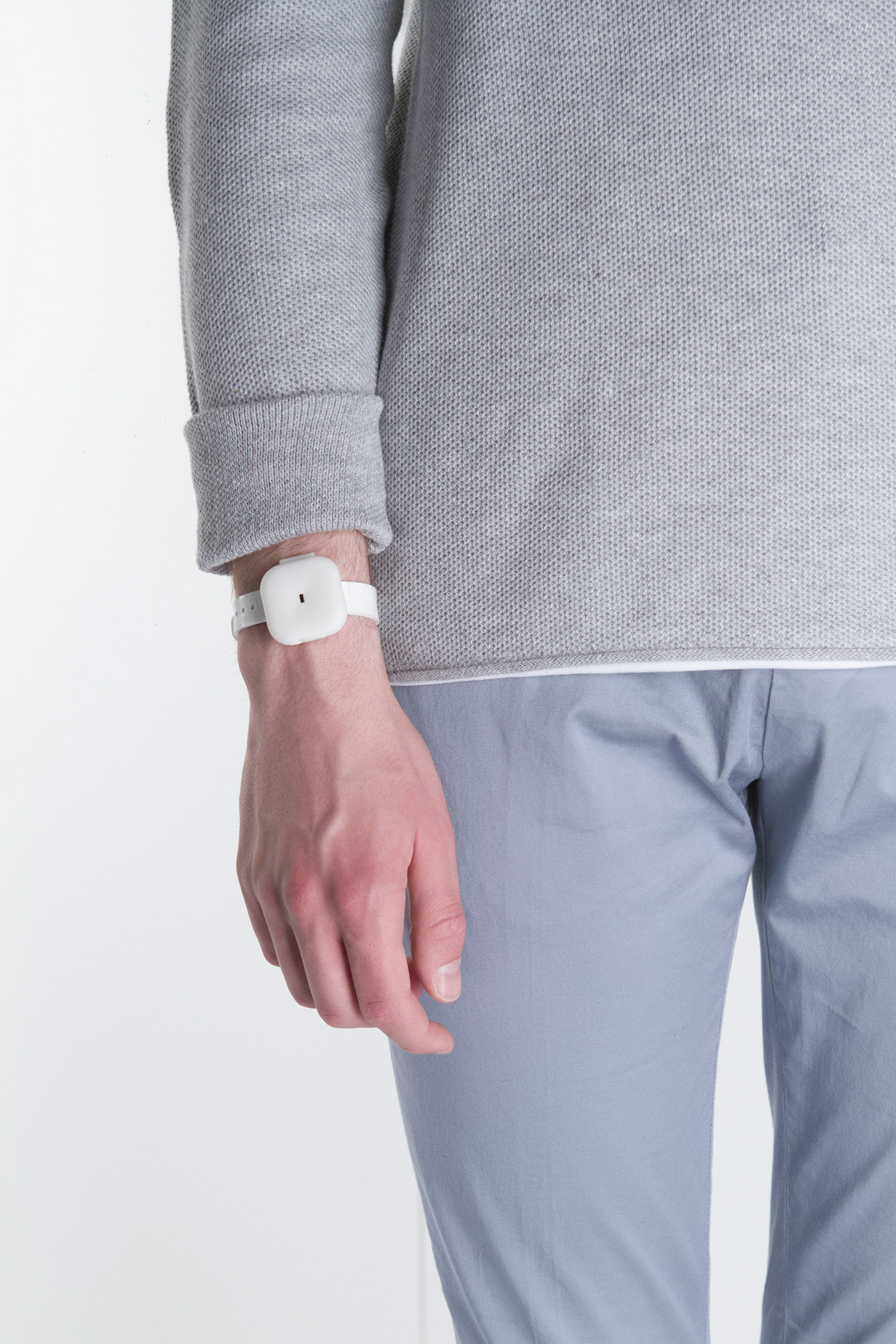 infrared sensor ，Wearable and adjustable navigation device，Sense，