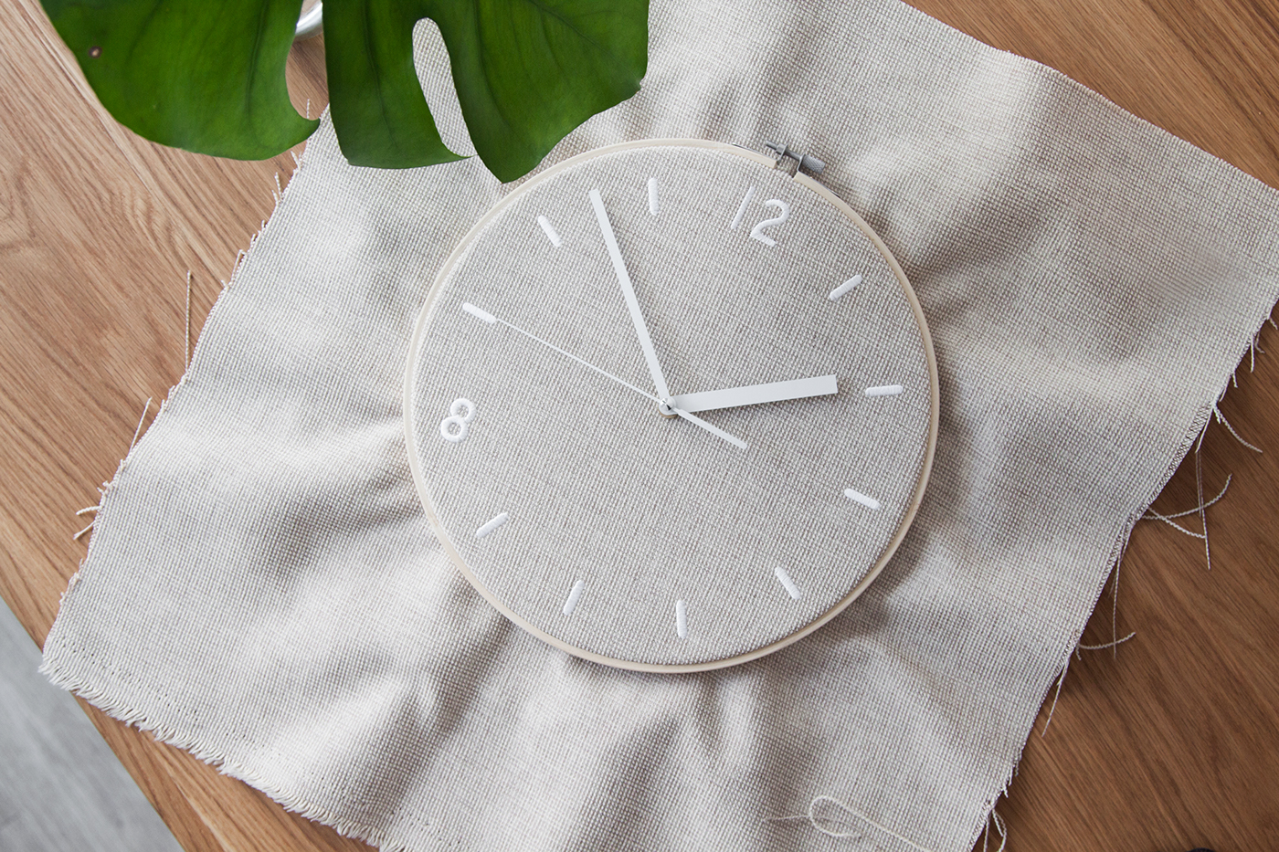 environment protection，Up，Fabric Clock，
