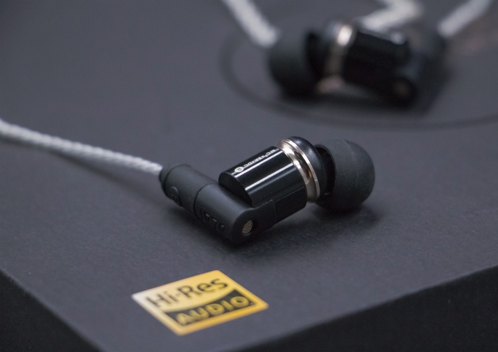 headset，DT-10，Digital，2018 red dot award，