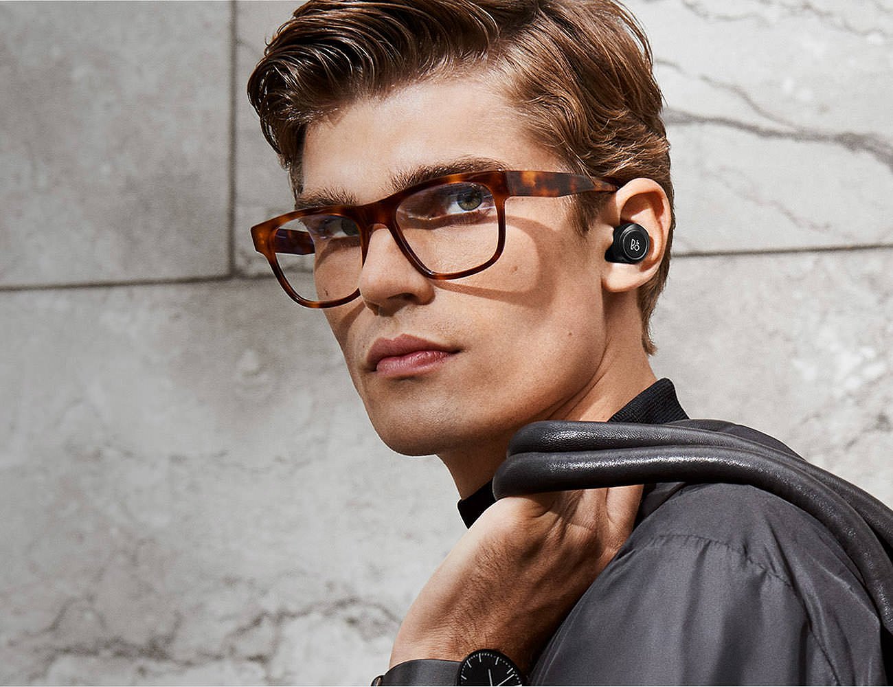 Limited edition，black，wireless，headset，True，Bang＆Olufsen E8，