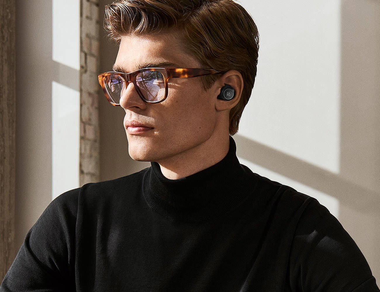 Limited edition，black，wireless，headset，True，Bang＆Olufsen E8，