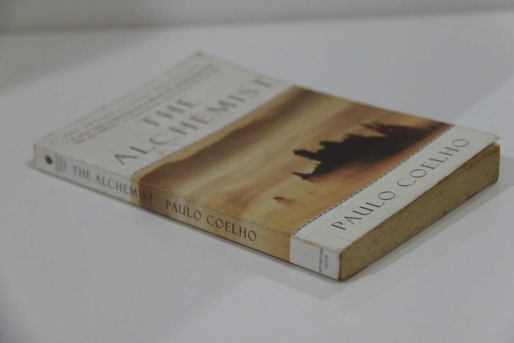 Clock，lamp，Household products，alchemist，