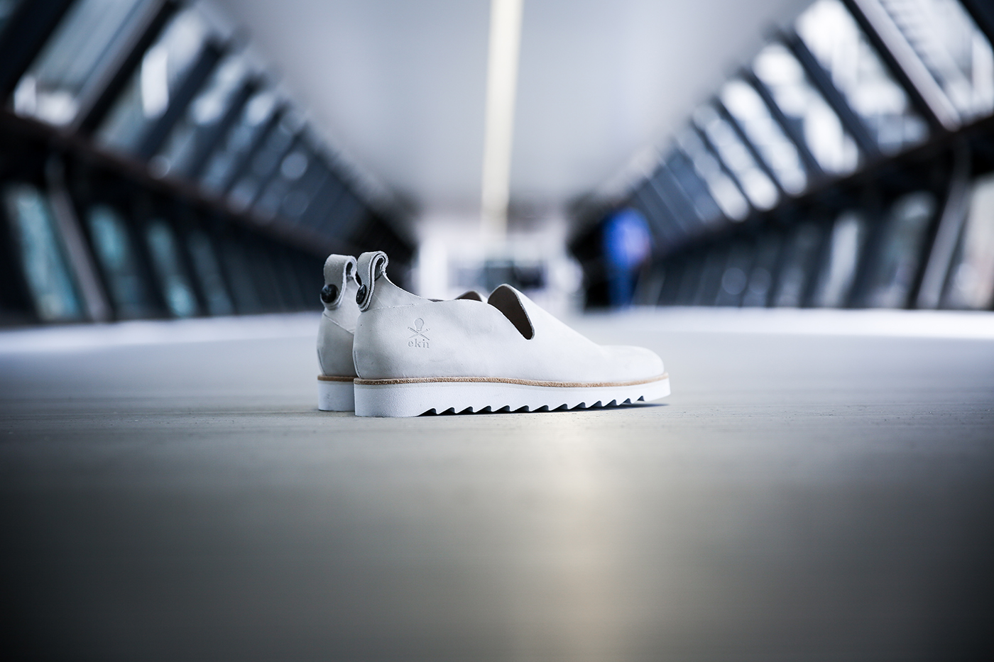 shoes，concise，comfortable，Seamless upper，white，