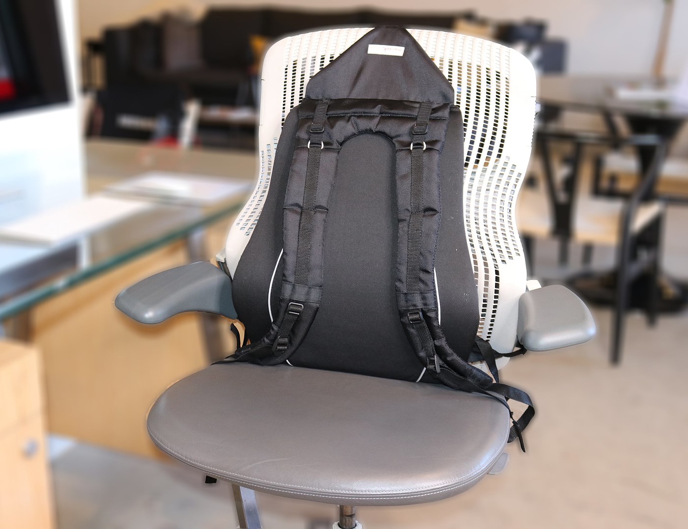 convenient，comfortable，black，Lumbar support system，