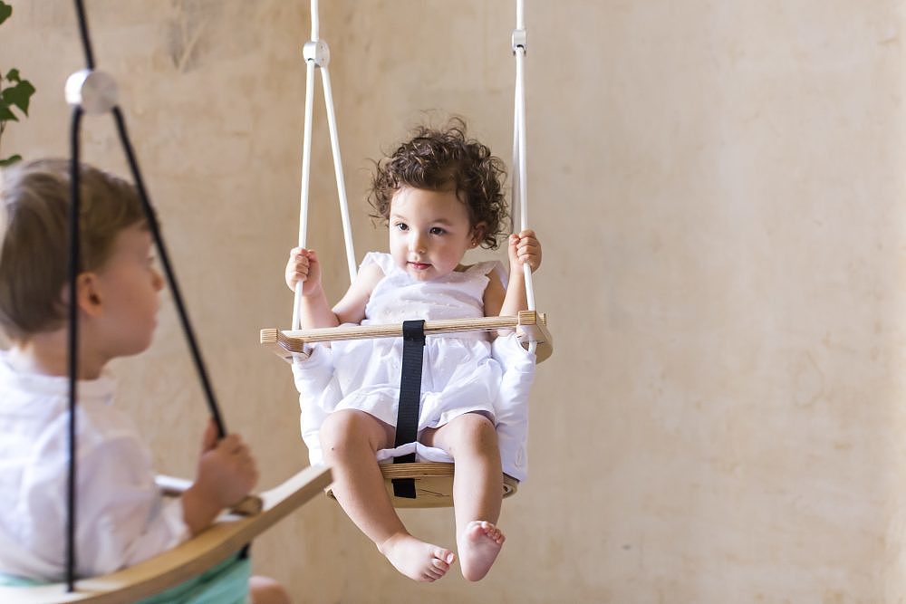 infant swing ，Interesting，convenient，swing，