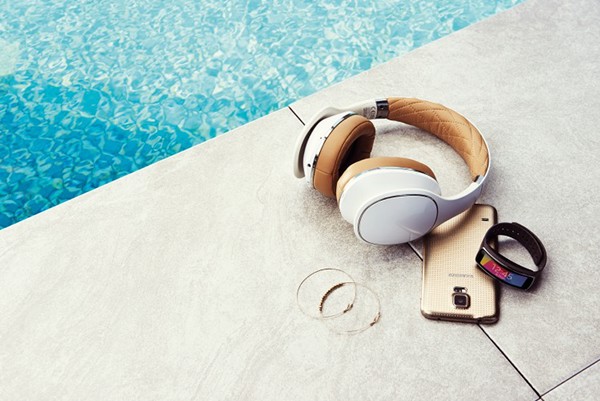 fashion，white，headset，samsung，