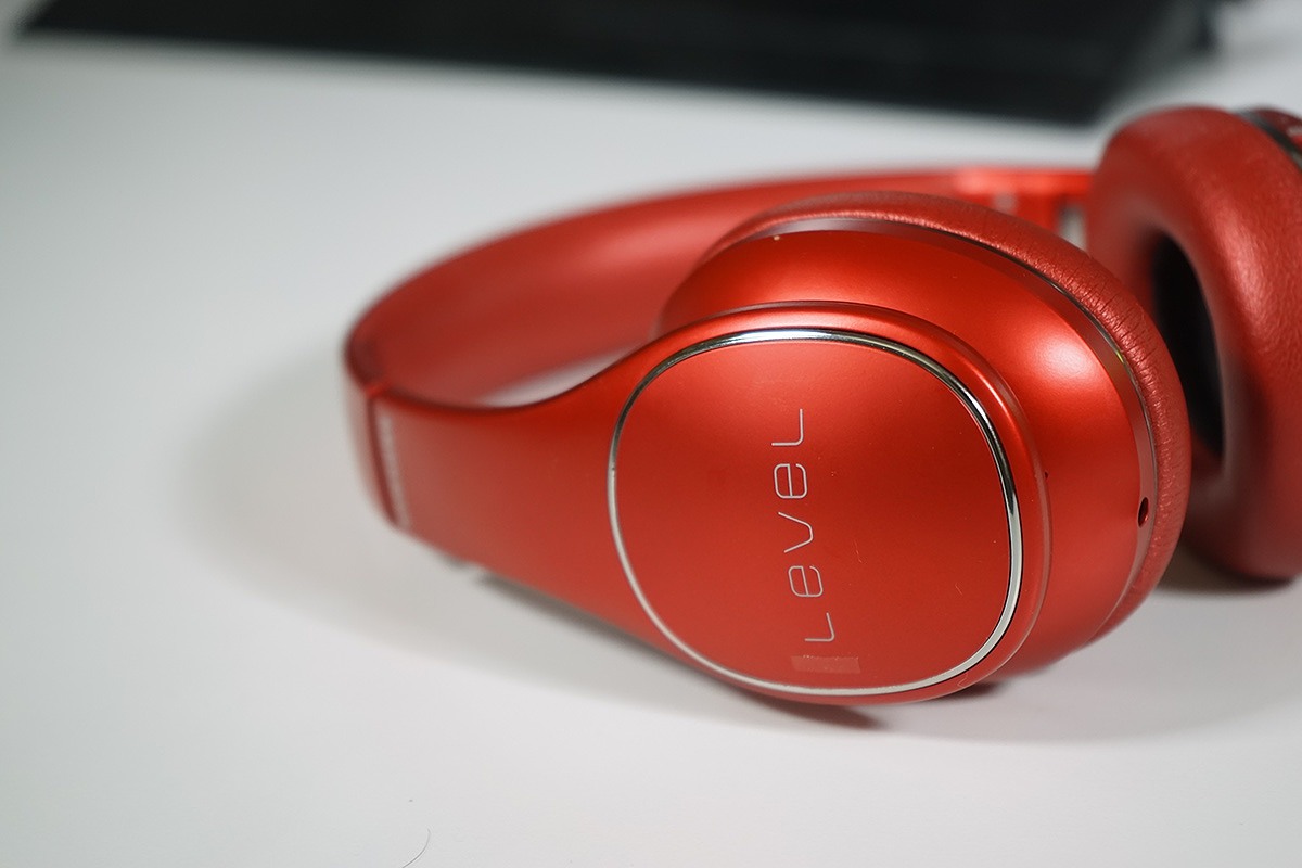 headset，Wireless headset，samsung，engineering，industrial design，product design，