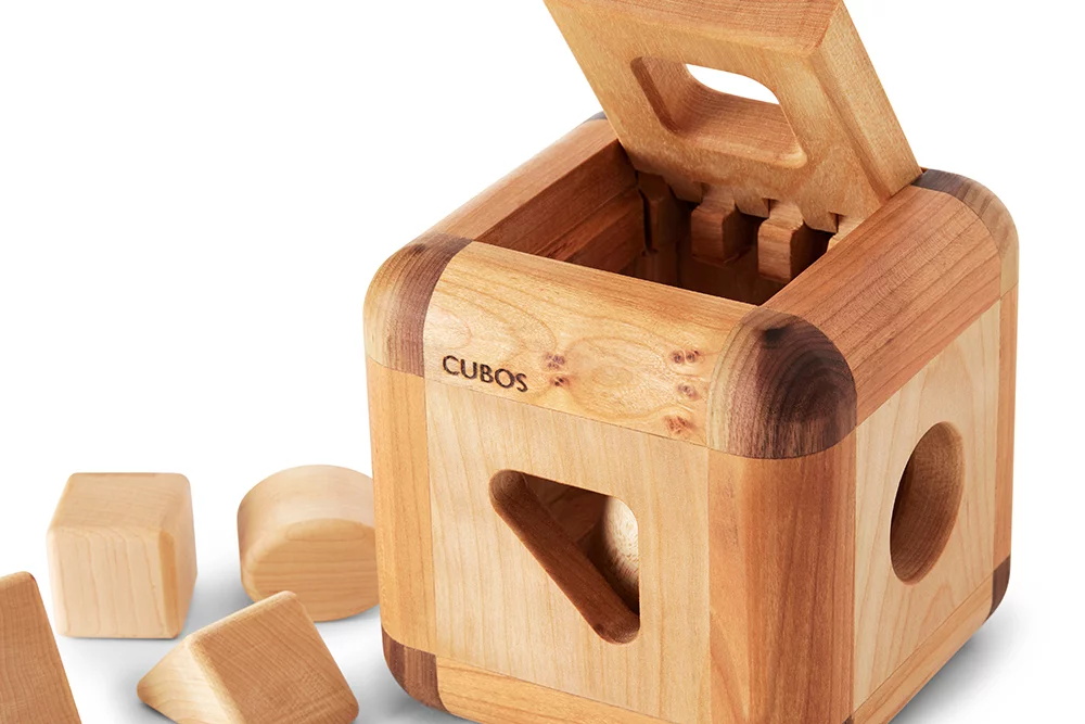 woodiness，Toys，cubic liters，