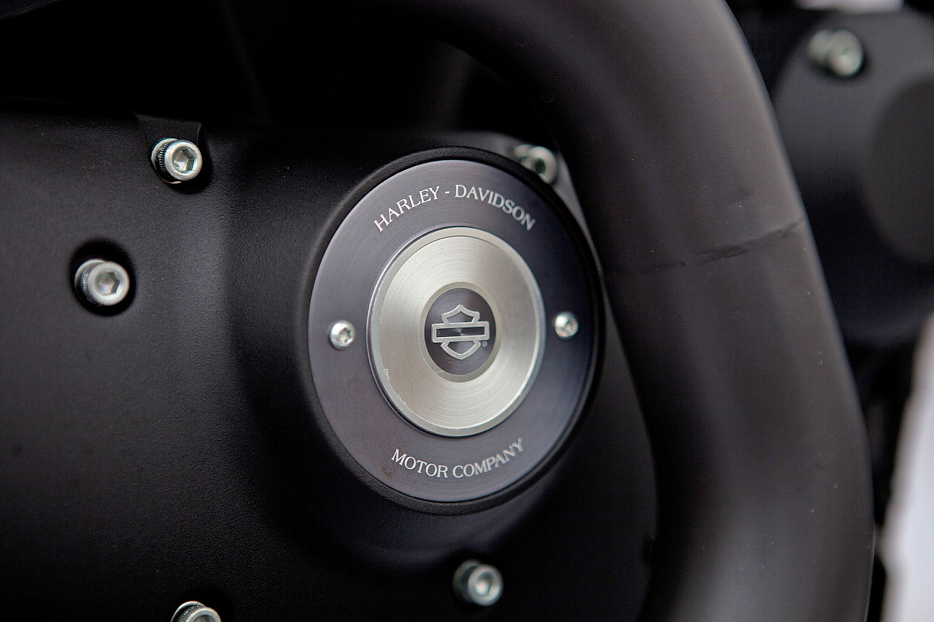 Two，Halley，motorcycle，