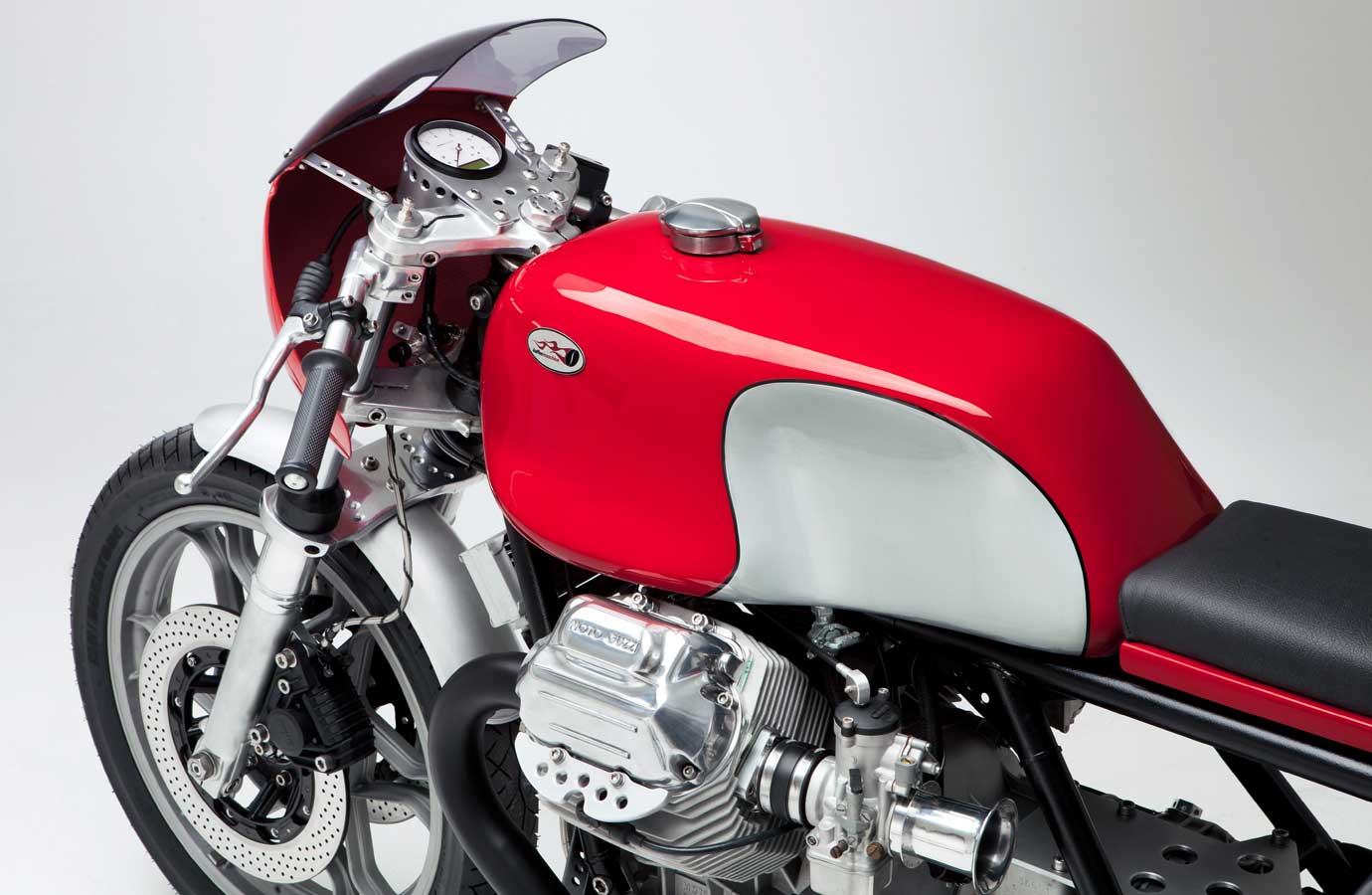 motorcycle，Coffee machine，Racing Moto ，gules，