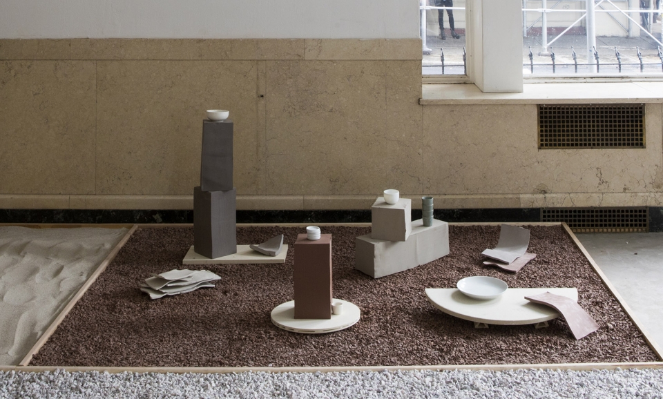 muji，tan，Model room，gardens，green，