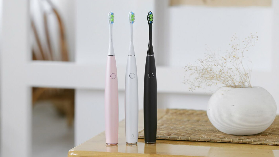 Electric toothbrush，product design，industrial design，2018 red dot award，