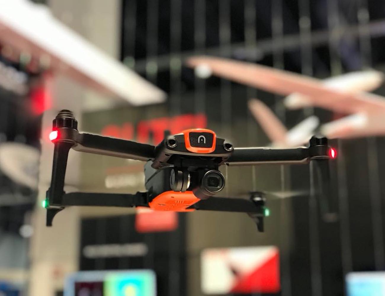 Autel Robotics，EVO，UAV，orange，fold，