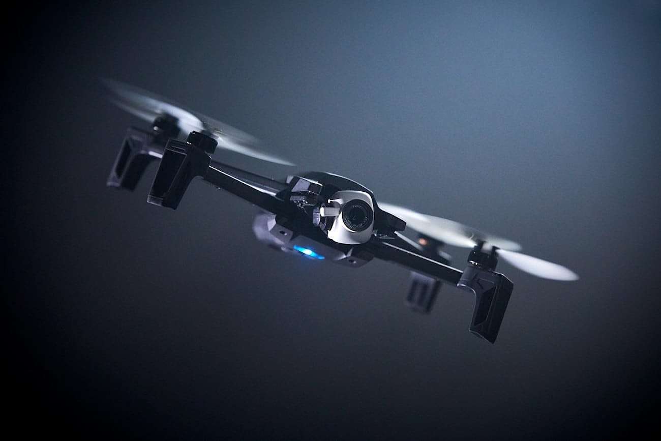 UAV，black，Anafi，4K HDR，