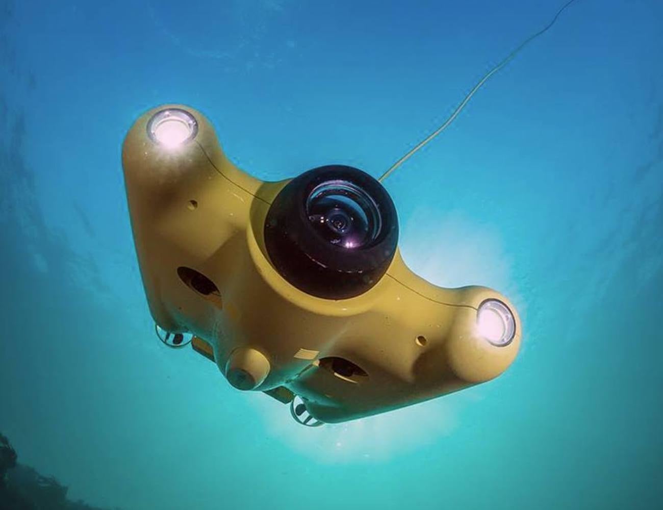 Shooting equipment，Underwater shooting，yellow，industrial design，product design，