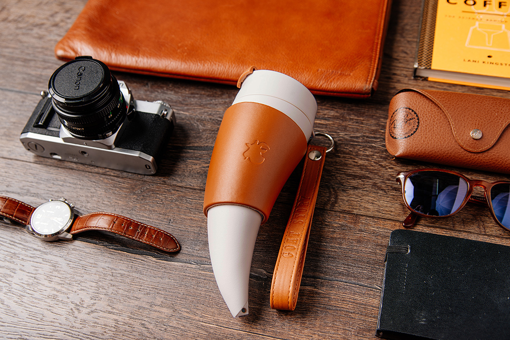 Peculiar shape，Creative and novel，small office , home office，outdoor sport，Convenient and concise，