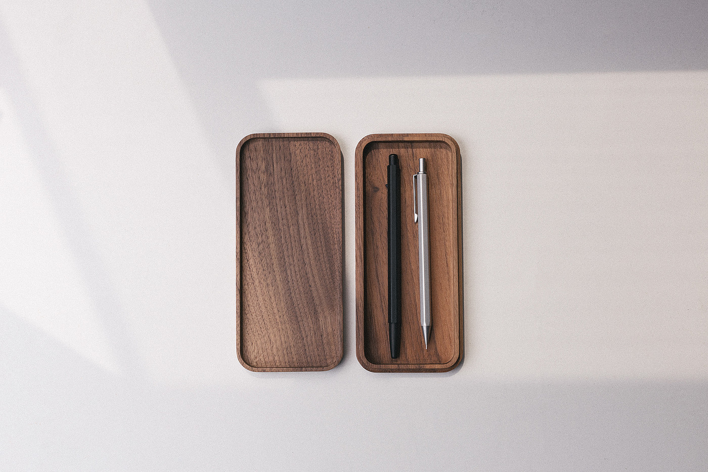 woodiness，pencil case，Minimalist design ，Black walnut，