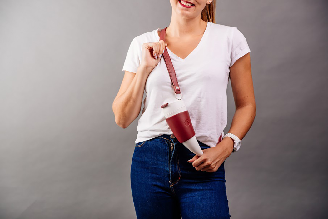 Peculiar shape，Creative and novel，small office , home office，outdoor sport，Convenient and concise，