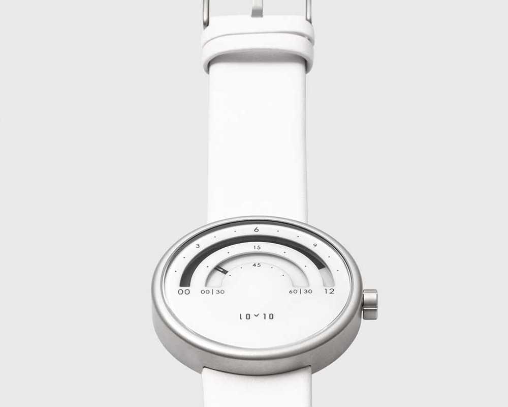 surface，Wrist watch，white，neat，coordinate，industrial design，product design，