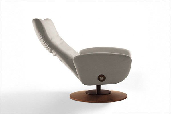 Industrial Designer，Japanese design，Industrial design master，Original research，Masayuki Kurokawa ，Komatsu Cheng，Sato Da，Meiji dairy，