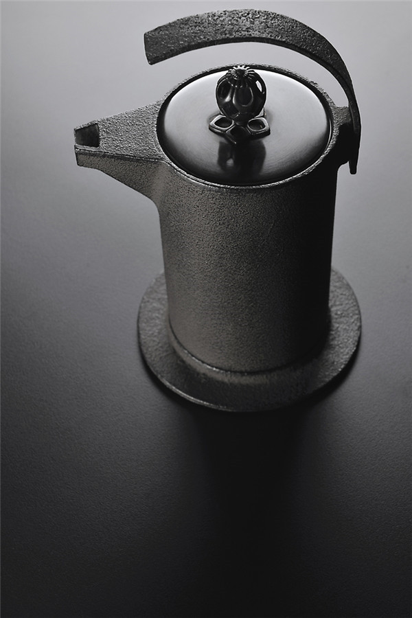 Industrial Designer，Japanese design，Industrial design master，Original research，Masayuki Kurokawa ，Komatsu Cheng，Sato Da，Meiji dairy，