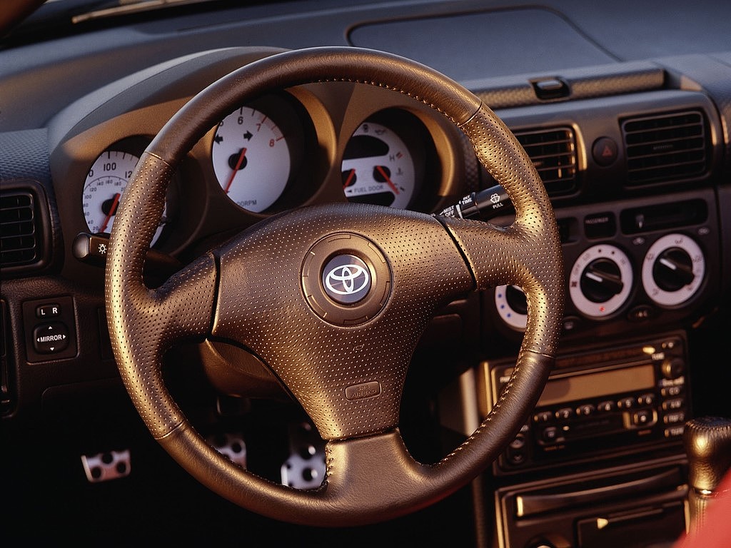 vehicle，Steering wheel，Interior，