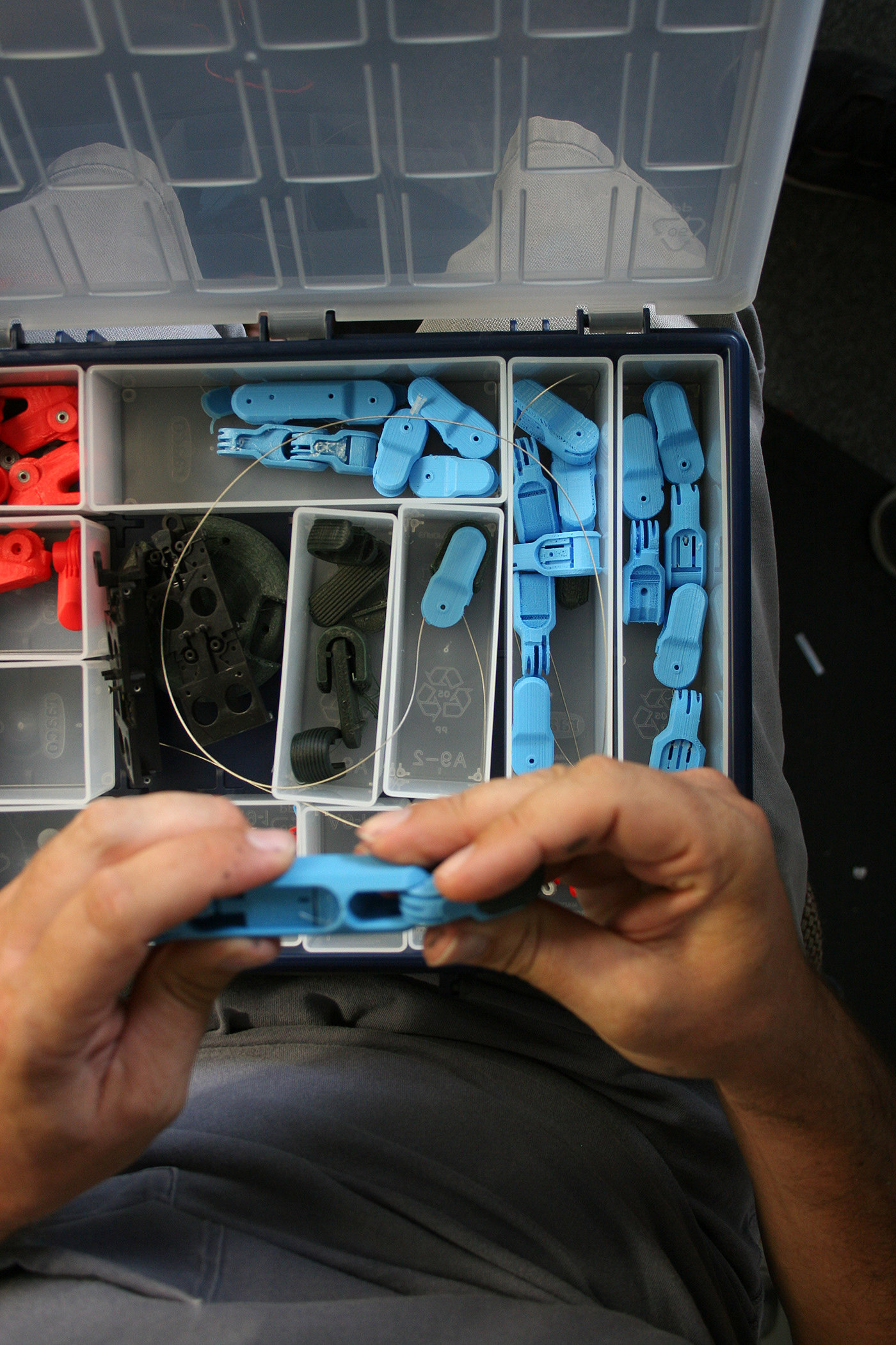 DLR，clash，3D simulation，experiment，Demonstrator，manipulator，blue，