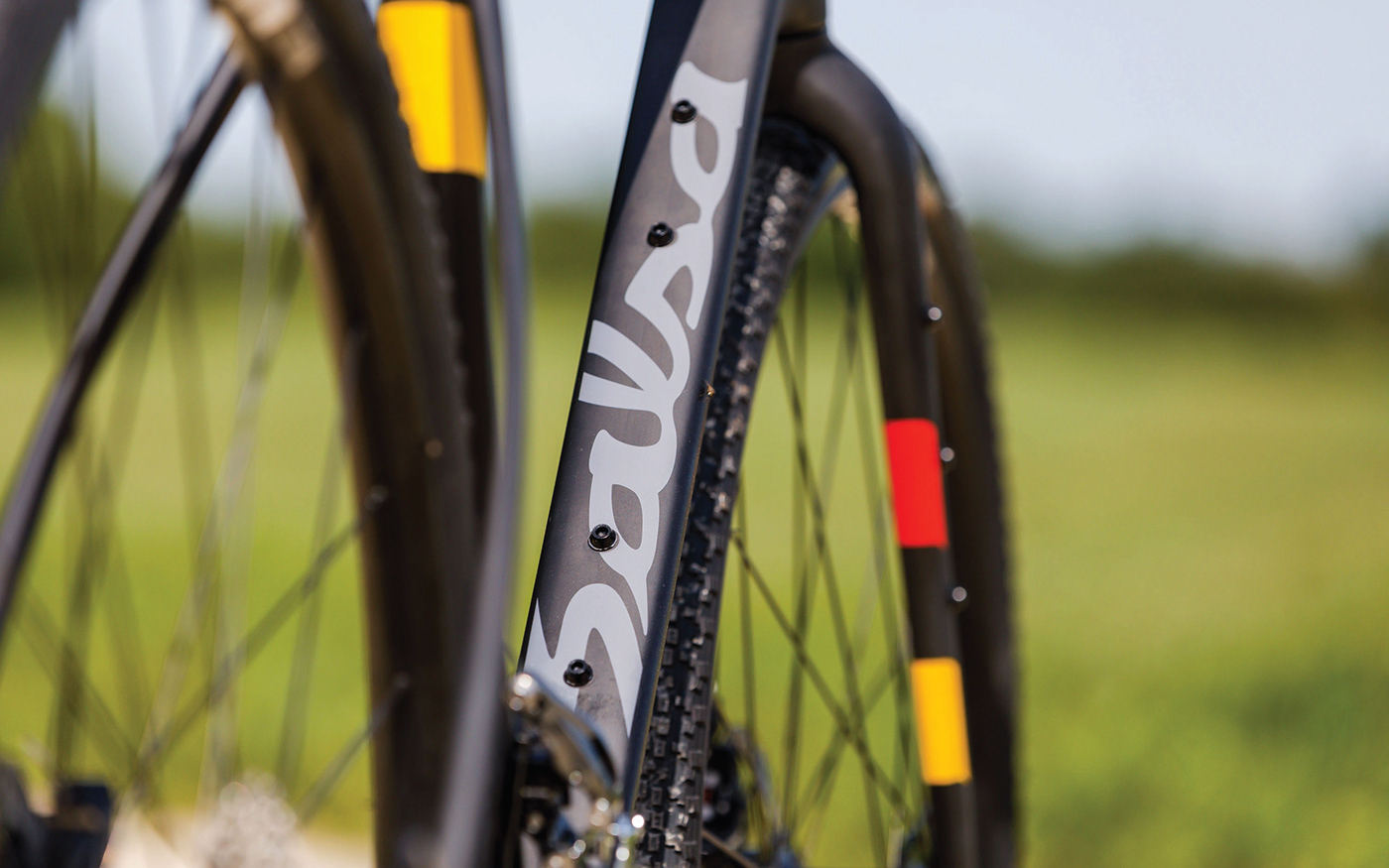 Bicycle，Gravel race，Salsa Cycles，Warbird V4，