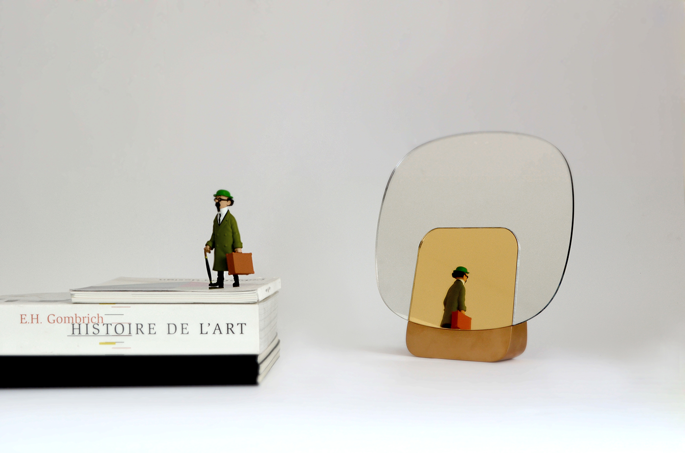 Bobois Rock，Steel sheet，gold and silver，Stage mirror，mirror，